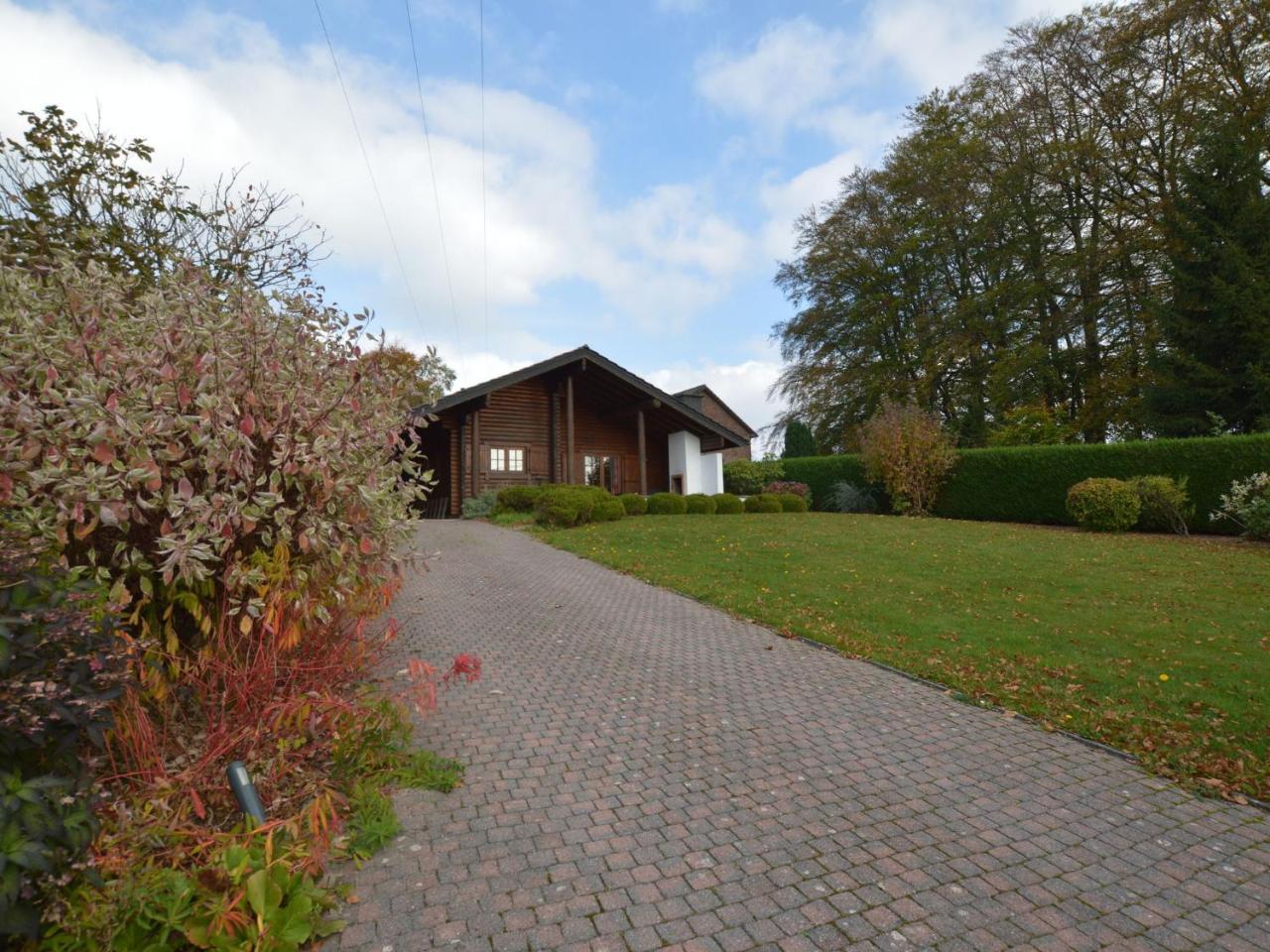 Charming Chalet With Private Garden In Stavelot Hockai Екстериор снимка